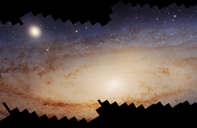 Dit fotomozaïek van het Andromedastelsel is in de loop van meer dan tien jaar gemaakt door de Hubble-ruimtetelescoop. © NASA, ESA, Benjamin F. Williams (UWashington), Zhuo Chen (UWashington), L. Clifton Johnson (Northwestern)