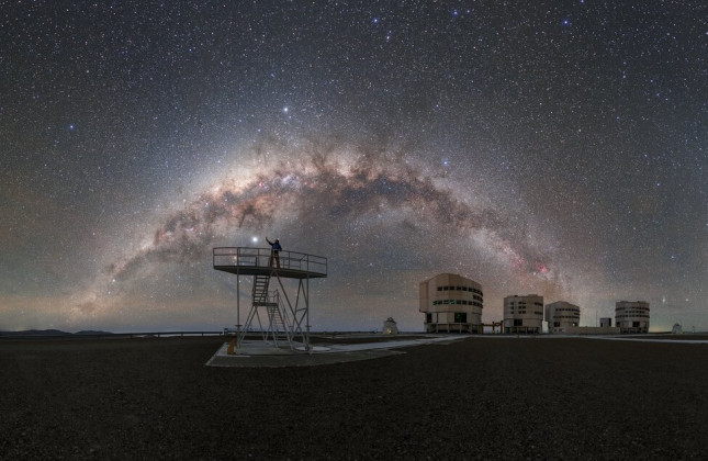 De donkere hemel boven de ESO-sterrenwacht op Paranal. © ESO/P. Horálek