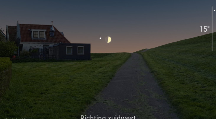 14 juli: Spica (Maagd) rechts van halve maan